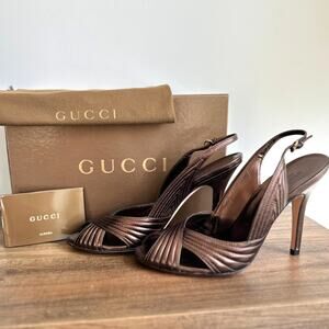 GUCCI NEW 8.5 38.5 Sand Pelle S. Cuoio Nappa Silk Brown Bronze Heel Sandals Peep